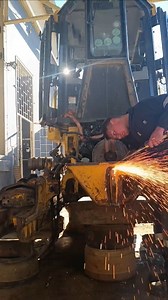 28K views · 3K reactions | Bulldozer center portion repair!! 料‍ #work #heavymachinery #heavyequipment #repair #heavymetal #lineboring #bulldozer #weld #plantmachinery #reels #sa #satisfying | Farmyard Engineering videos | Facebook