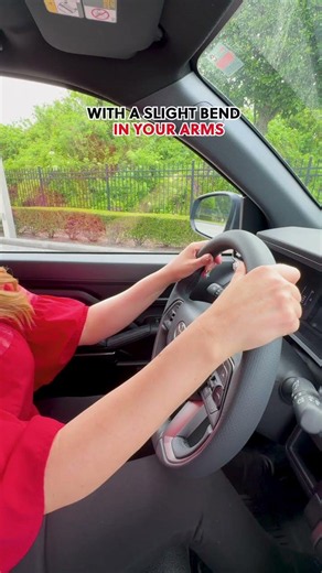 Stop driving like this 😭🚗 How to Adjust Your Steering Wheel #shorts