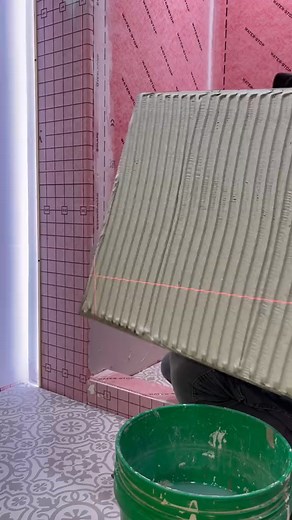 How to install large format tile. #entrepreneur #homeimprovement #construction #bathroomrenovation #work #homerenovation #interiordesign #realestate #diy #hardwork #tileinstallation | Harry Designs