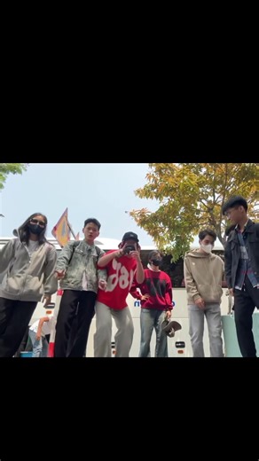 Được cái hay ủ vid =))