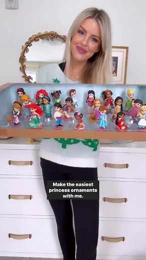 Disney Princess Tree 🎄 #disney #disneychristmas #waltdisneyworld #disneyholidays