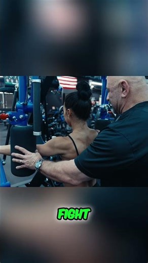 Lauralie doing some FST 7 Flex Sets