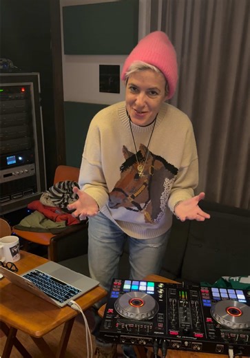 Discover the New Mashup: 'We Are Torn' by Samantha Ronson