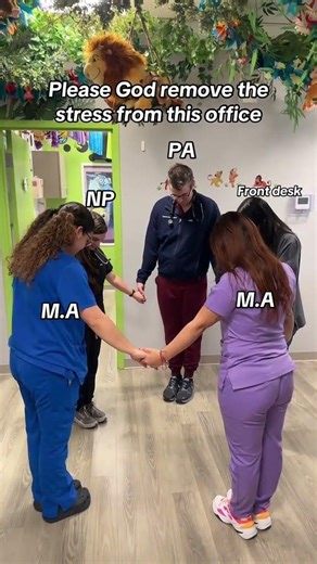 We love our providers😂🫶🏻 #medicine #providers #doctor #funny