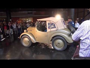 くろがね四起（九五式小型乗用車）発動機始動及び移動