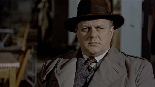 The FBI is after Hooker (Robert Redford) - The Sting