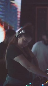 Aahun Aahun (Remix) - DJ Shilpi Sharma Subscribe us on Youtube - https://buff.ly/3WtkzZ4 For any release or promotional inquiry do write us to info@aidm.co.in #aidm #allindiandjsmusic #aidmmix #aidmmashup #aidmremix #remix #mashup #mix #djshilpisharma | AIDM