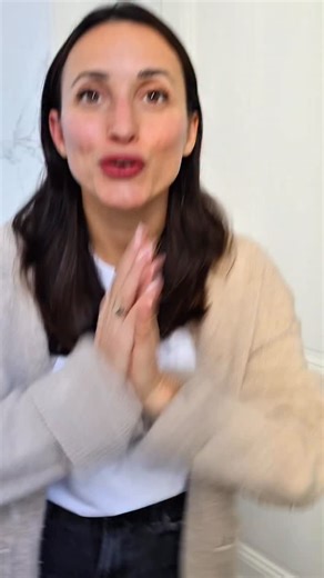 Laetitia THOMAS on Instagram: "Crash test boucles sans chaleur Honnêtement, ça fonctionne. Les boucles sont jolies et bien formées. Petit point négatif : il manque un peu de volume en racine, et les petits cheveux à la racine sont moins définis. Mais pour une méthode sans chaleur, le résultat est quand même très sympa."