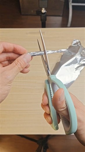 James | Day 159 | ⚡ DIY Static Eliminator?! Stop Static Shocks at Home | Day 159 #StaticElectricity #StaticEliminator #DIYScience... | Instagram