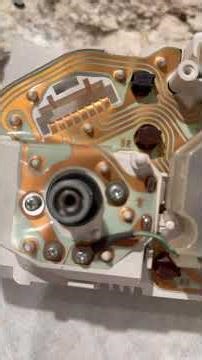 A closer look at my Honda crx 1990 hf dash cluster.