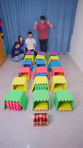 2.7M views · 8K reactions | Lucky Box Jumping Challenge! 樂藍 #shorts #fact | Lights of Life | Facebook