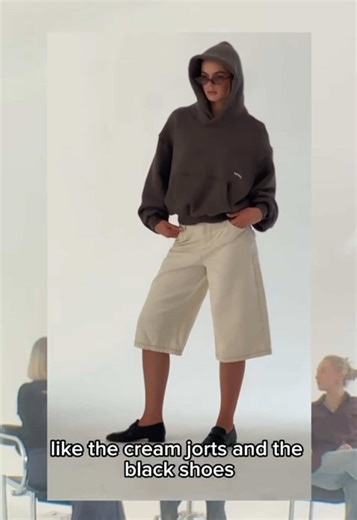 Behind the Scenes of Women's Fashion Shoot