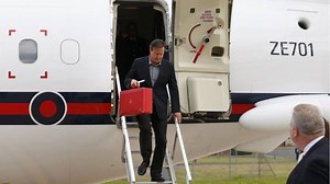 World leaders meet for G8 summit