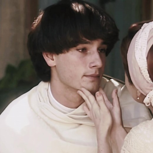 Ana Paula Arósio and Rodrigo Santoro: Hilda Furacão English Subtitles