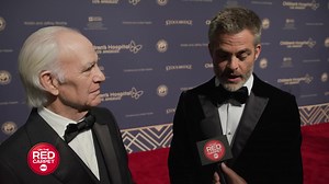 Chris Pine and his father, Robert Pine teamed up to host the Children's Hospital Los Angeles 2022 Gala! #chrispine #RobertPine | On The Red Carpet