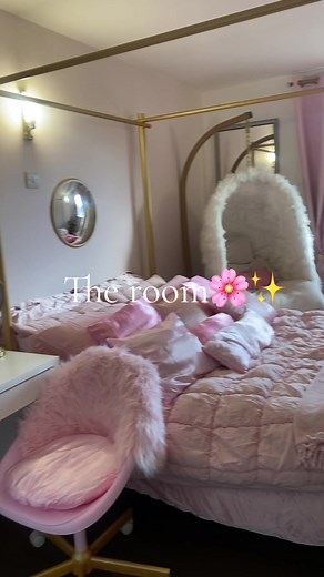 Create Your Dream Pink Room Aesthetic