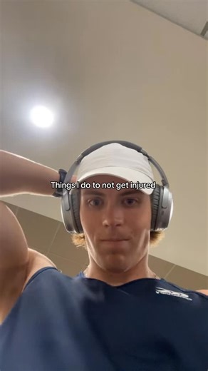 Tim Duncan on Instagram: "Sus machine bullet proofing the groins #injuryprevention #injury #gym #fitness #rehab"