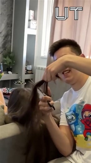 NOVKE JE ODSEKAO ŠMIGI KOSU!?