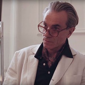 Watch Daniel Day-Lewis and Lesley Manville throw food at each other in deleted Phantom Thread scene