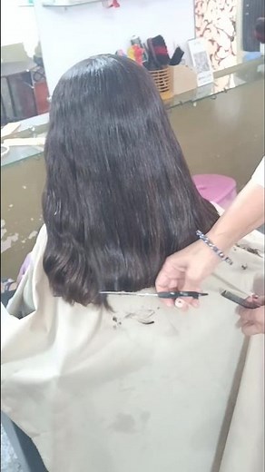 hair trimming with short hair || U Shape Haircut for short Hair | Stylish Layered Haircut for Girls