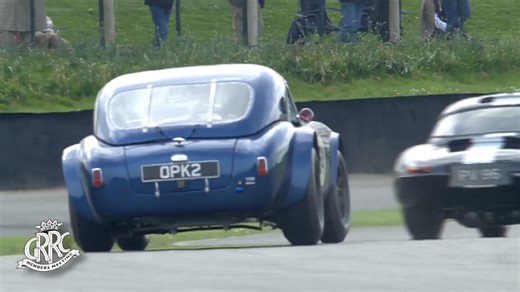 THIS is how you drive a classic AC Cobra. That #V8 will never get old. #81MM #Cobra #ACCobra | Goodwood Road & Racing