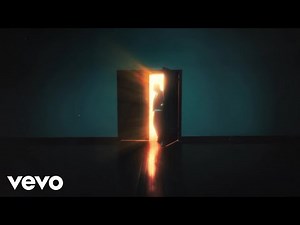 Lloyiso - Fragile Things (Official Audio)