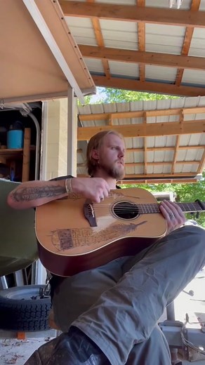 Acoustic Cover of OutKast's Ms. Jackson | Cheyane Jackson