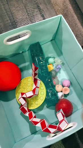 my dad guesses the name of my fidgets 😂😂 #fyp #funny #names #dadlove #foryou #fidgets