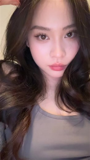 The makeup is makeuping 😌