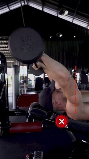 EXÉCUTION CORRECTE : BARRE AU FRONT