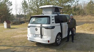 Das Bett-Küche-Akku-Auto