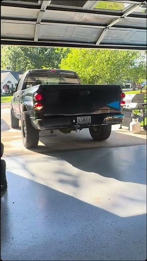 Another video of our custom built 2008 dodge ram 1500, with 2022 interior and front end! #rambighorn