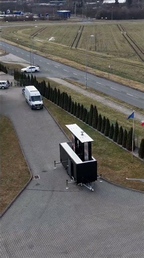 Mobile LED 28 m2 - Fast Assembly Timelapse
