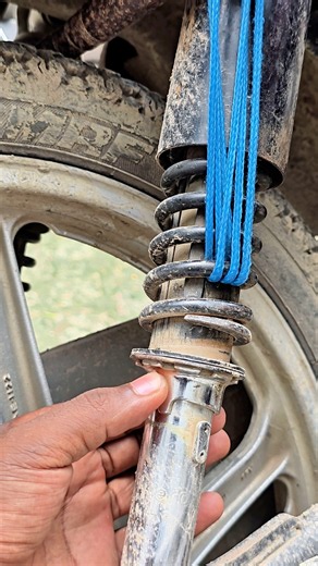 Wow,,,Genius Trick to Adjust Motorcycle Shock Springs!!!