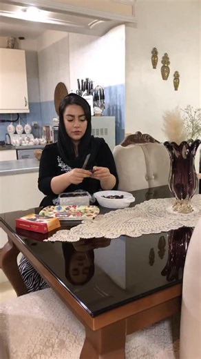 ‎زهرا نوری/روزمرگی/آشپزی/خانه داری‎ on Instagram‎: "هم بمب انرژیه هم‌ مناسب مراسم روضه و عذا داری🌹"‎