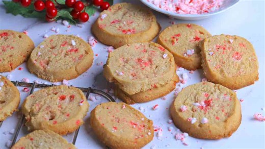 Sugar Free Peppermint Shortbread Cookies | Christmas Cookies