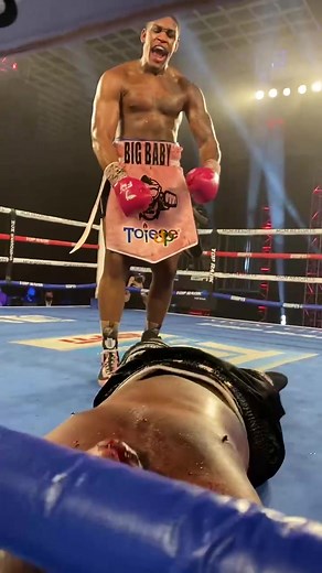 WOW. See this here first before you see it on SportsCenter tonight 😳 #boxing #knockout #fyp #heavyweight #sctop10