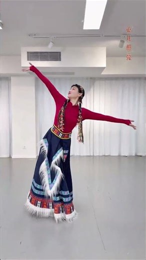 Embrace the Grace: Discover the Dignity of Tibetan Dance in Beijing