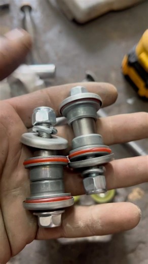 Swing arm bush and Bearings Change | hero Maestro old