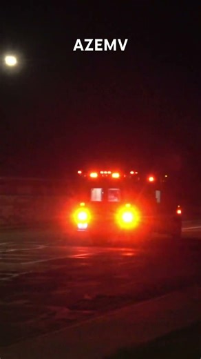 (Whelen Mechanical) Rescue 11 Responding to assist Engine 11 w/ a Medical Emergency #fastrescue