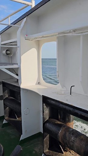 Big container passing sheeesh ang laki ng barko sana all malaki ahahaha #ship #cruise #sea #ofwlife #ocean #life #SEAMAN | Kalbong Seaman Tv