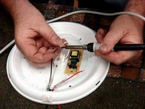 Replacing 2D Fluorescent tube with new 84 LED bulb