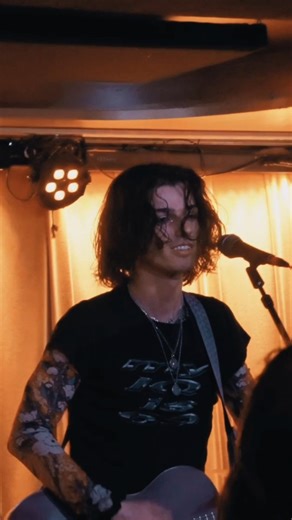 smiling in seattle 09 03 25 #shorts #music