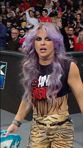 This was karma for Johnny Gargano and Candice LeRae 🤣