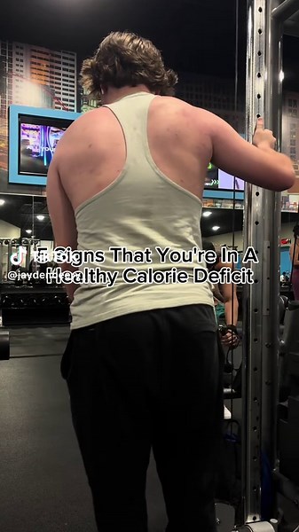 Here are 5 signs that you’re in a healthy calorie deficit 1️⃣ Your energy is steady through your workday. No 3pm crashes, no zombie brain. You can still think clearly, lead, problem-solve, and handle your 50 hour week. 2️⃣ You're dropping fat... not just weight. The scale might pause... but belt notches are down, shirts are looser, face looks leaner, veins definition coming in. That's actual fat loss. 3️⃣ You recover like a normal human You sleep, wake up without feeling destroyed, and can train
