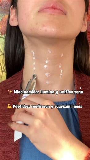 ✨ En solo 7 días, el contorno de mis ojos cambió por completo — sin maquillaje ni corrector ✨ ✅ Niacinamida — Ilumina y difumina ojeras ✅ Péptidos — Estimulan el colágeno y mejoran la elasticidad ✅ Cafeína — Reduce bolsas y signos de cansancio ✅ Cabezal de masaje iones negativos — Absorción 2 veces más rápida, resultados visibles cada día Solo necesitas 2 minutos por la mañana y por la noche, rutina súper rápida con resultados que NO puedes ignorar. 👉 Si quieres decirle adiós a las ojeras y a l