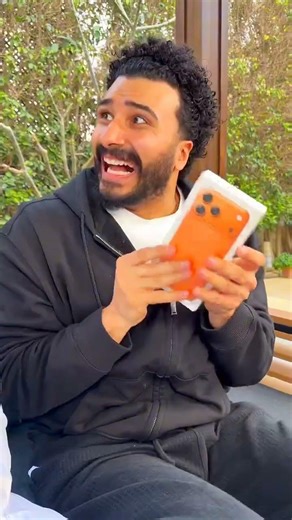 Fake iPhone 17 Pro Max Prank! INSANE Reactions 🤣