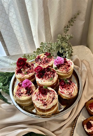 give me your nastiest integral and I'll solve it happily but if you make me look at another spreadsheet I might just end it all #baking #pinterestaesthetic #cakedecoration #summerbaking #prettycake