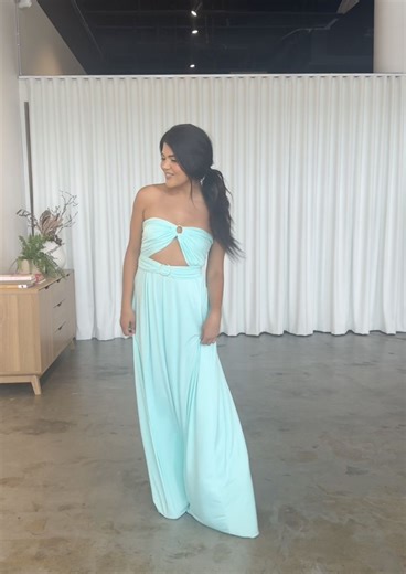 2.2K views | One dress, two icons ✨ This Halloween, our Infinity Dress transforms into Marilyn and Jasmine, because who says bridesmaid dresses can’t do costumes?  | Model Chic | Facebook