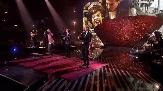 One Direction Perform ''History'' at 2015 'X Factor UK' Final